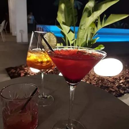 Narciso Thassos Luxury